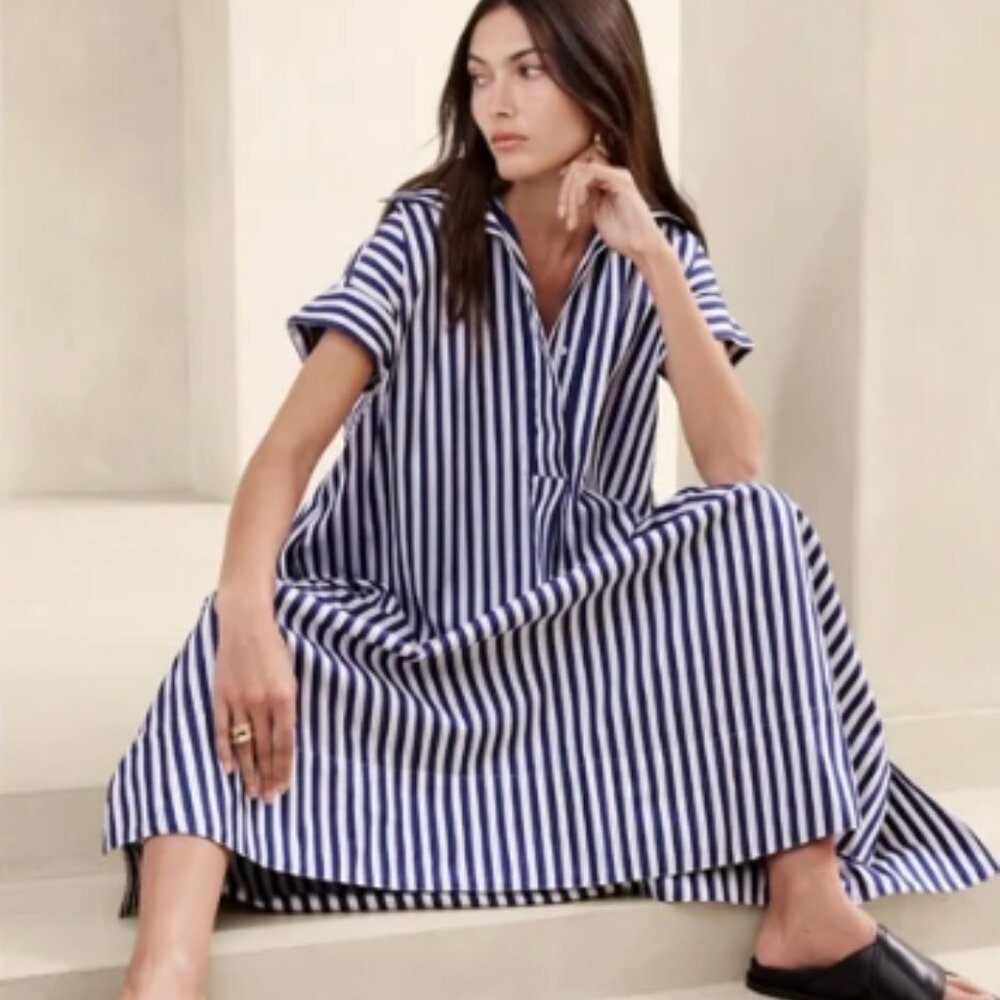 Cruz Poplin Maxi Dress Size Medium Navy And White Stripes By Banana Republic